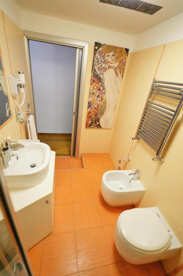 Aparthotel Campo De Fiori Relais Roma Esterno foto