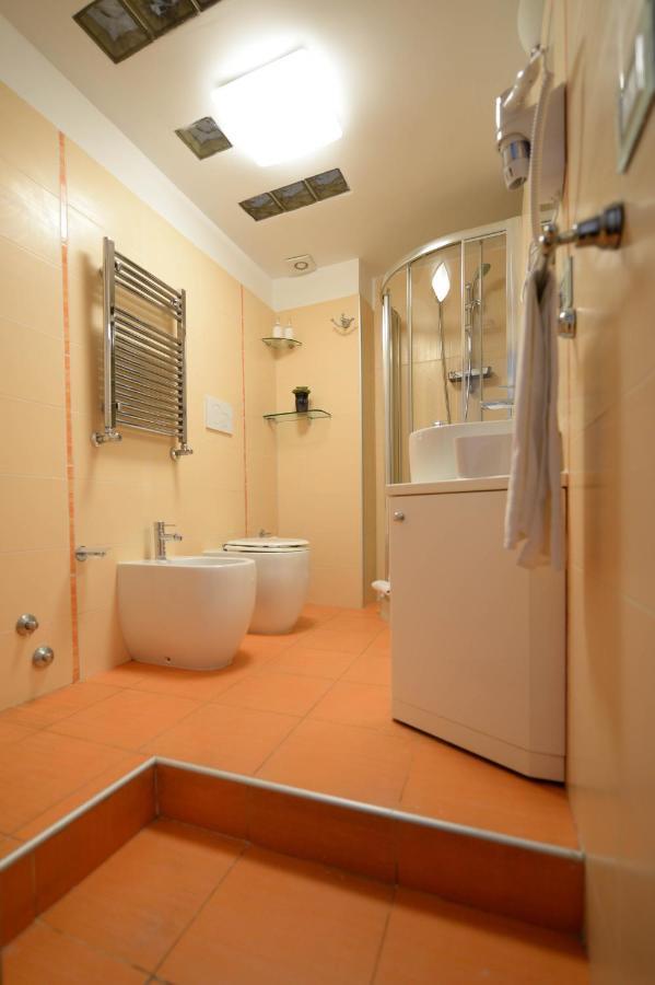 Aparthotel Campo De Fiori Relais Roma Esterno foto